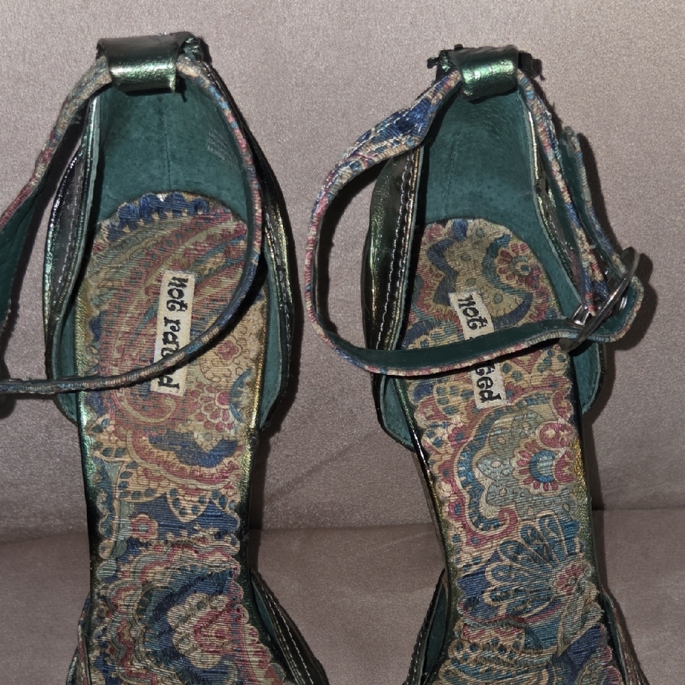 Not Rated Paisley Heels in Green and Brown - Picture 9 of 15